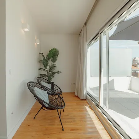 Apartamento Panoramic Views With Terrace By Vacationy