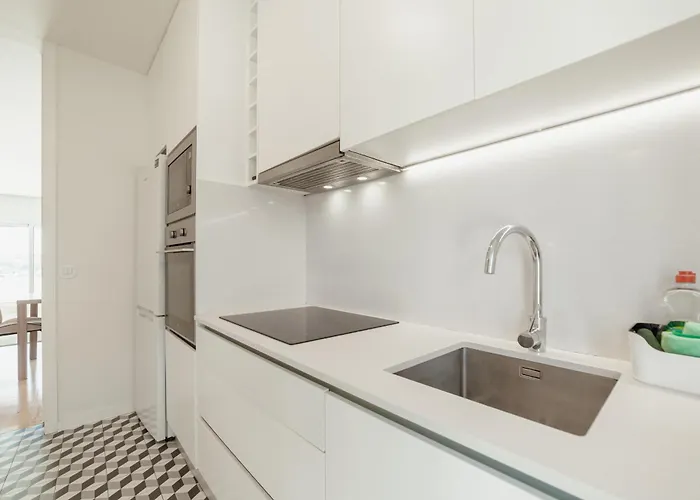 Panoramic Views With Terrace By Vacationy Porto