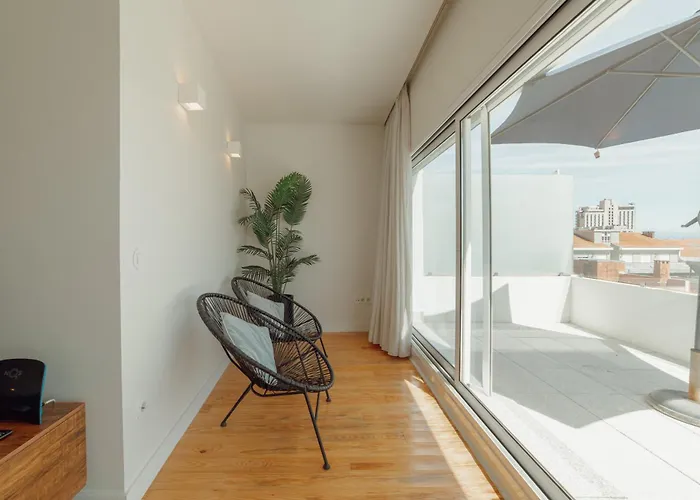 Lägenhet Panoramic Views With Terrace By Vacationy