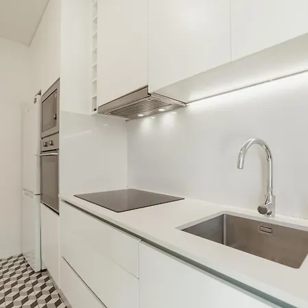 Panoramic Views With Terrace By Vacationy Oporto